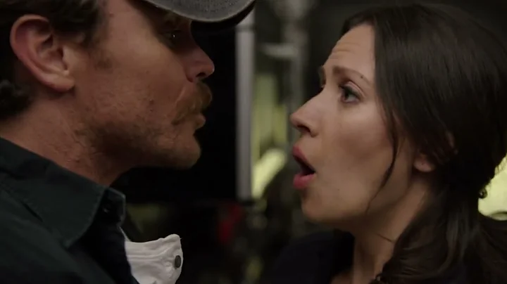 Clayne Crawford, Kristen Gutoskie in Lethal weapon...