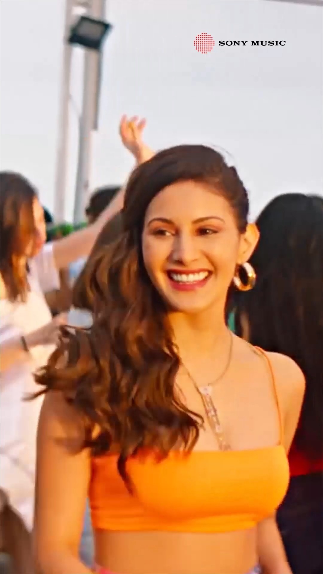 Turn up the volume \u0026 feel the beat! ??#jeekarda #harrdysandhu #mellowd #amayradastur