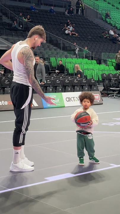 Juancho and Lessort Jr. at pre game shoot around 💚💚 #PAOFans #WeTheGreens #LiveTheGreenMagic
