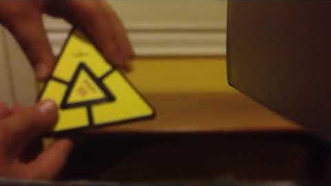 How to solve a duo pyraminx