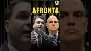 FLÁVIO BOLSONARO PROVOCA ALEXANDRE DE MORAES