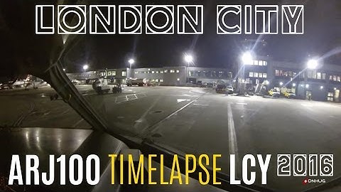 London City Night Cockpit Landing : Timelapse HD