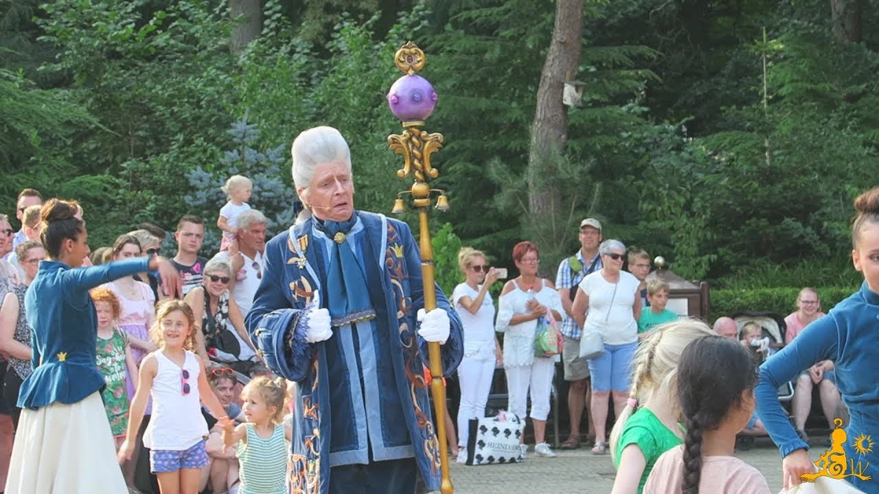 Symbolicaanse Hofdans 13-07-2018 - Negen Pleinen Festijn 2018 @Efteling