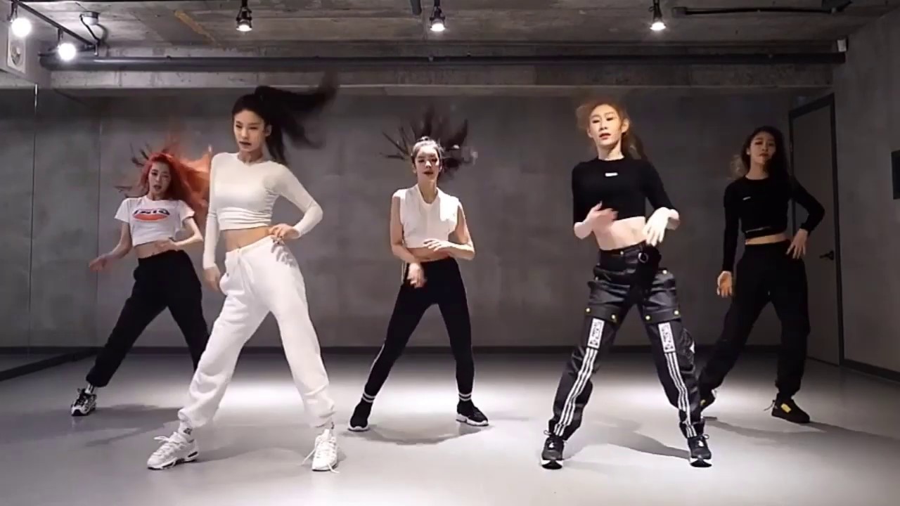 Itzy Dalla Dalla Dance Practice