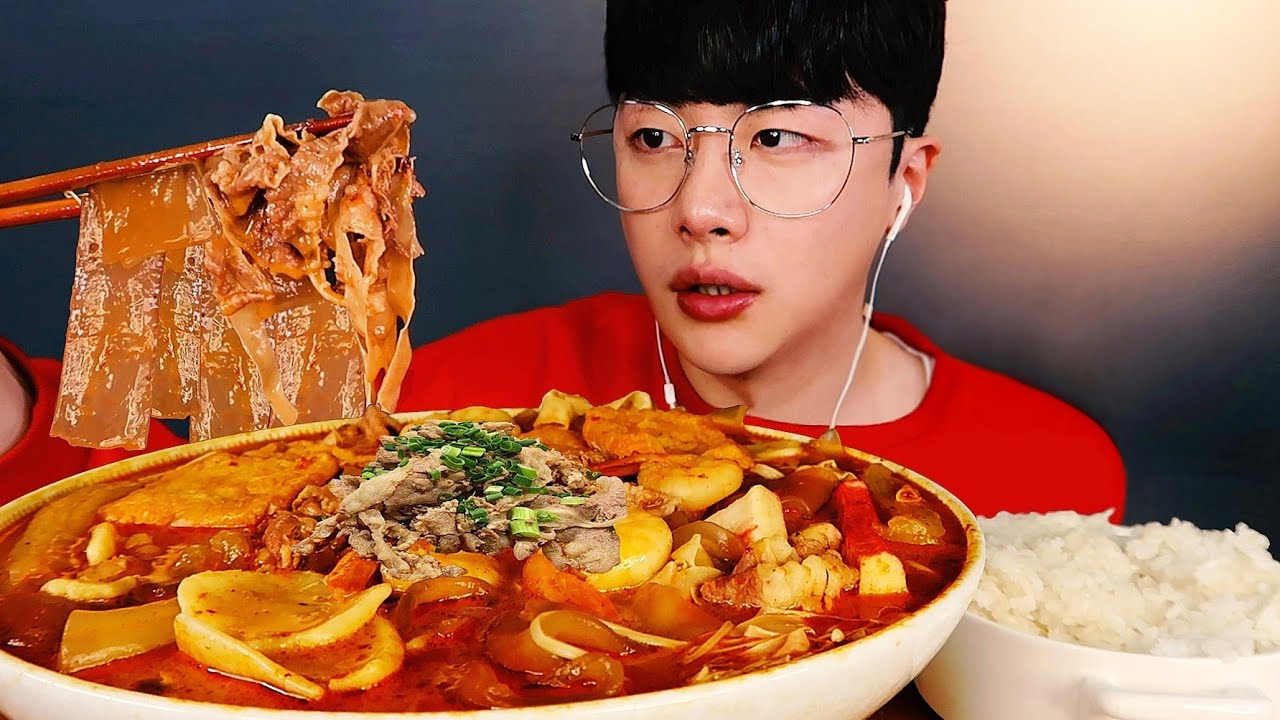 SUB)SPICY BEEF HOT POT MALATANG MUKBANG *China's Sichuan Cuisine* Eating  Show, Eating Sound 먹방 - YouTube