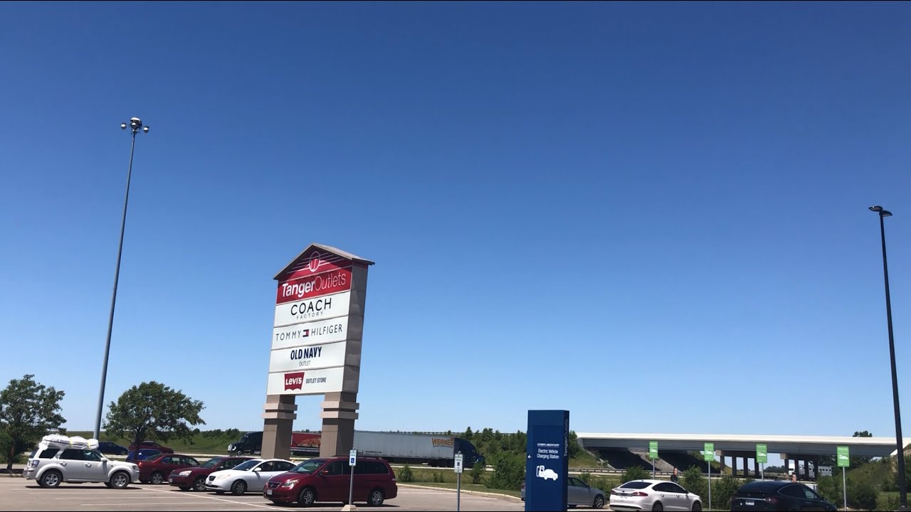 Walk Through of the Tanger Outlets in Jeffersonville, OH YouTube