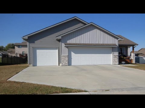 513 Prairie View Drive, Huxley, IA home video tour