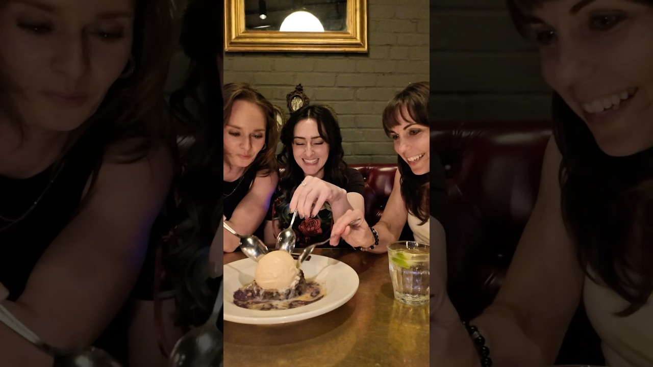 TLDR: it’s my BIRTHDAY & I’m bad at bowling 🤣🎳 #vlog