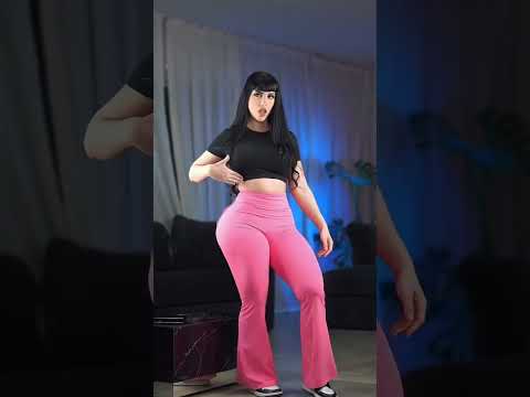 Micaela Ari Glamorous Curvy Model Redefining Body Positivity