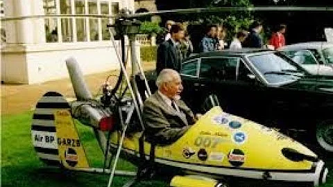 Wing Commander Ken Wallis MBE and his autogyros
