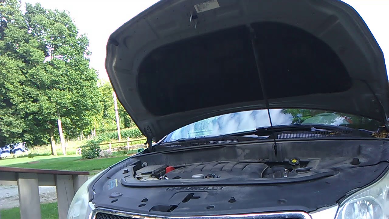 2009 Chevrolet Traverse LS Engine Shot - YouTube