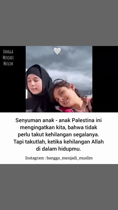 Senyuman anak anak Palestina