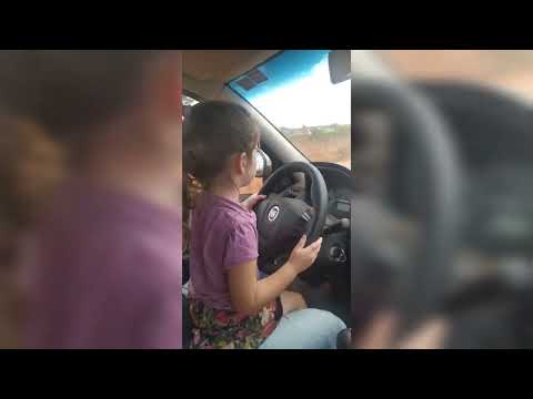 Dirigindo com o papai | Driving with daddy