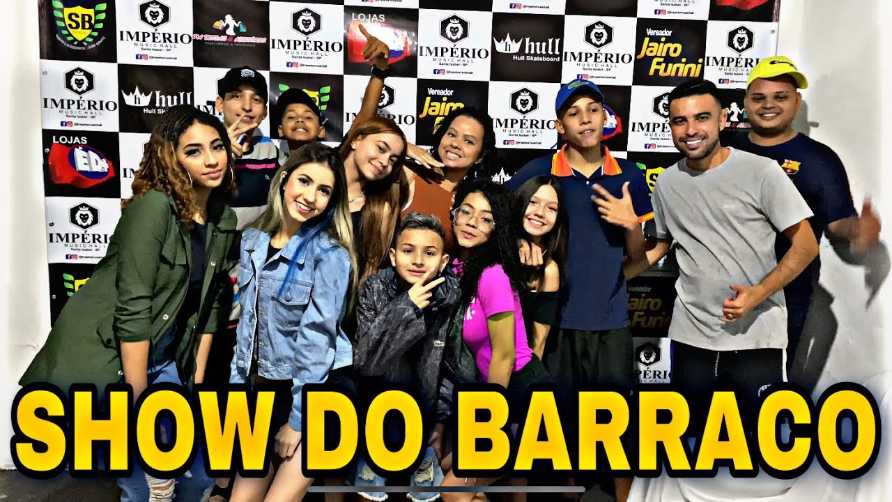 LEVEI TODOS DO BARRACO PRO MEU SHOW EM SANTA ISABEL/ AS MENINAS SUBIRAM NO PALCO E ELES CANTARAM