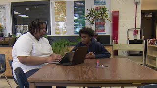 Two Northside Minneapolis seniors win Gates Scholarship