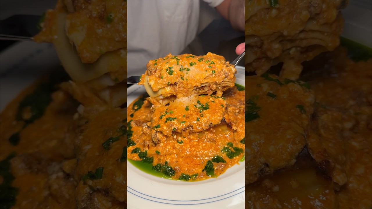 The one and only LASAGNA DELLA NONNA from Mark’s Off Madison in NYC! 🍝🔥🤤💪 