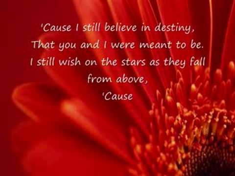 Hayden Panettiere - I Still Believe w/ lyrics FULL