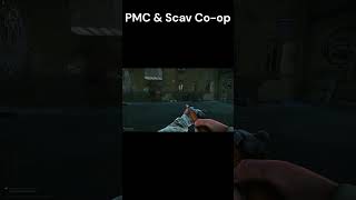 Scaving with my Bear friend #escapefromtarkovclips #gaming