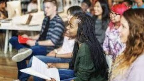 UAE YMG: Using Structural Software Tools - SAP2000 Application as an Example Dr Mustafa Batikha