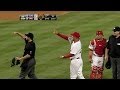 Hernandez, Sandberg ejected in 6th の動画、YouTube動画。