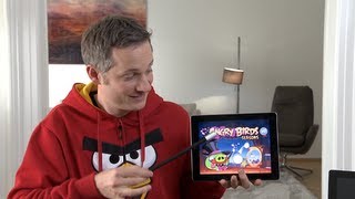 Magician uses iPad to create Angry Birds magic - Simon Pierro with Abra-Ca-Bacon! screenshot 5