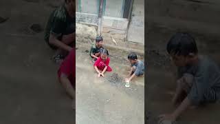 Mandi Hujan Di Kampung