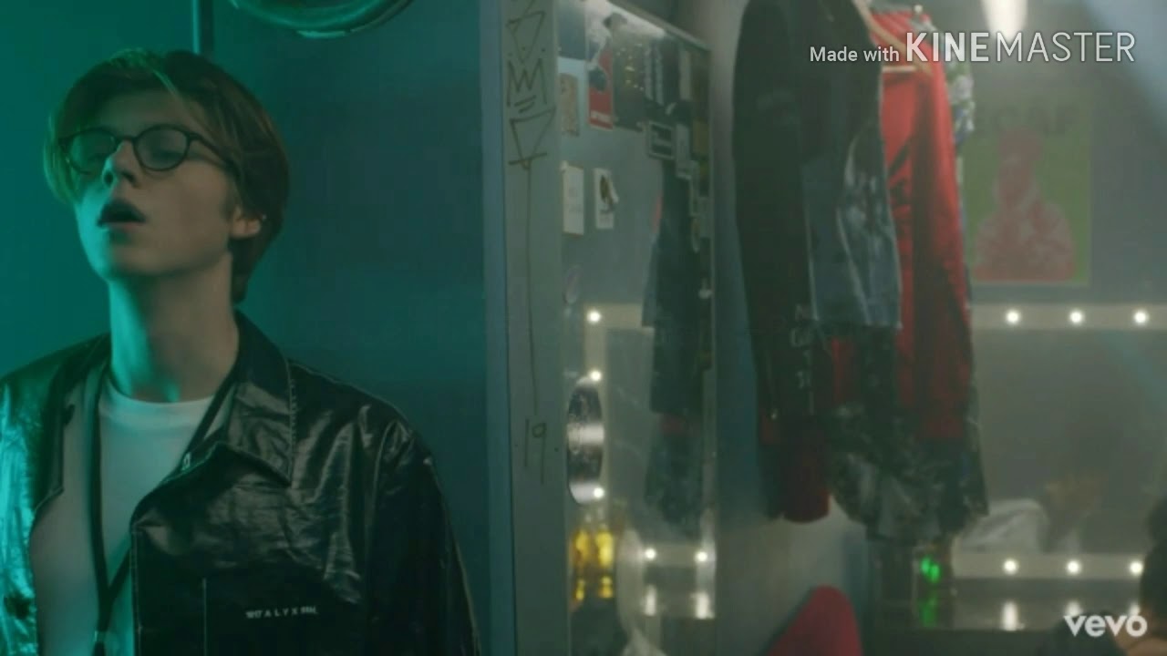 Face to Face (8D AUDIO+RAIN)-Ruel - YouTube