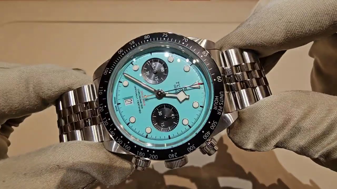 Новые часы Tudor Black Bay Chrono "Flamingo Blue" m79360n-0024