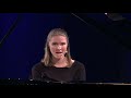 Schupra: Katharina Moos - Symphony Of Moments