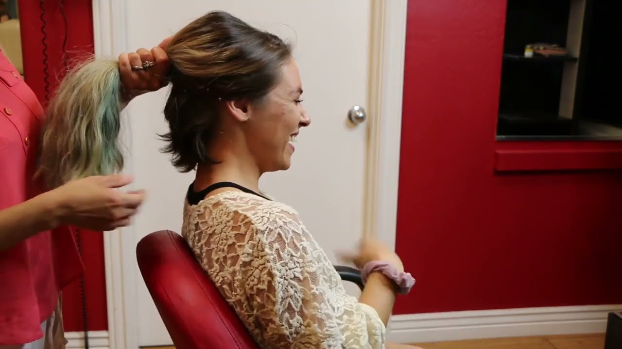 Payton AZ - Pt 2: Model Shaves Her Long Hair Bald!!!! (Free Video)