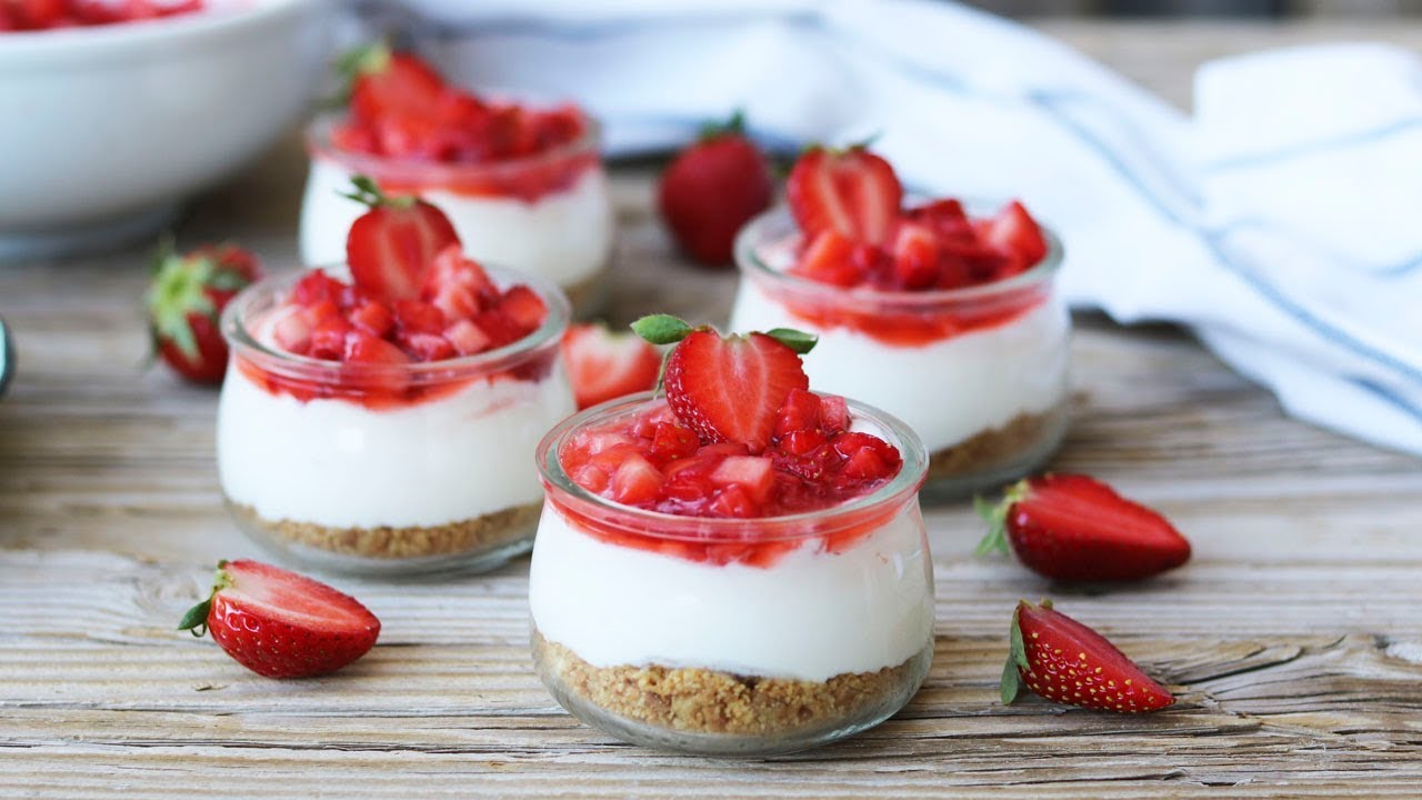 Vasitos cheesecake con fresas - YouTube