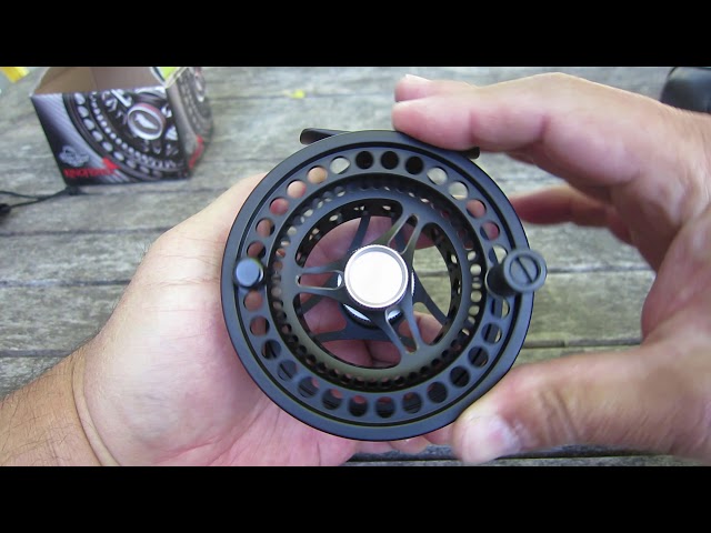 Bass Pro Shops Kingfisher Fly Reel 