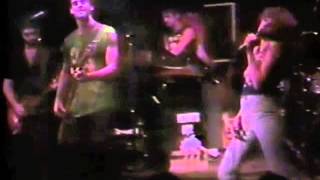 THE SHIRTS with Annie Golden - 1979 Live - Teenage Crutch chords