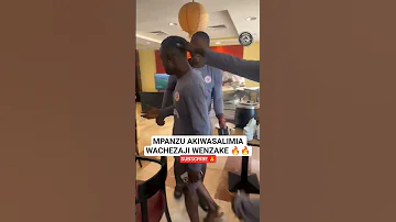 MPANZU AKIWASALIMIA WACHEZAJI WENZAKE Ayotv Football Simba Simbatv Simbasc Sports Soccer 