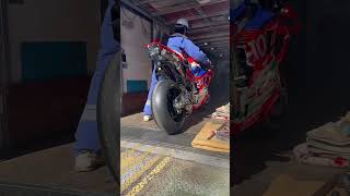 The machine, dressed in Honda HRC Castrol livery, is heading to Mobility Resort Motegi 🏍️