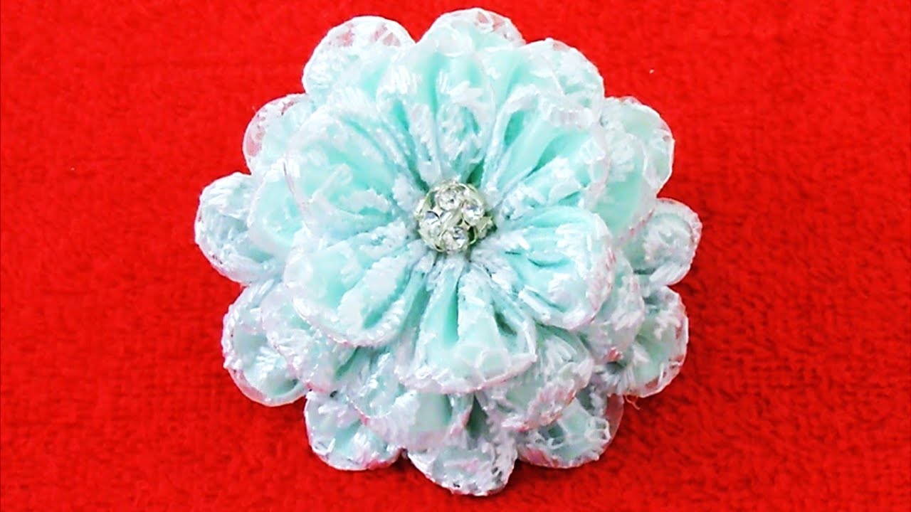 DIY Kanzashi Flores de encajes - translucent Kanzashi of lace flowers in ribbons