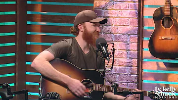 Eric Paslay Performs "Friday Night" Acoustic - Ty, Kelly & Chuck