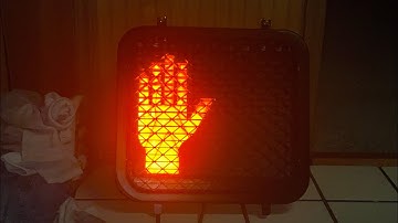 Quick Video Of My Econolite Pedestrian Signal With A Dialight LED Module & Traffic Light Sequencer