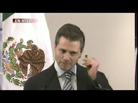 Peña Nieto no entiende Inglés y cantinflea a Periodista