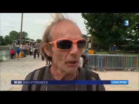France 3 Occitanie JT 1920 Mélenchon sur la péniche - YouTube