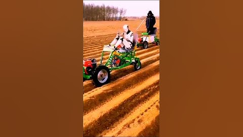 Doing farm work Robot working #farming #robot #agriculture 💪