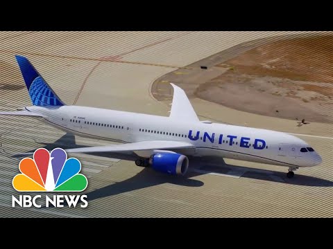 United Airlines Buys Record Number Of Boeing Planes