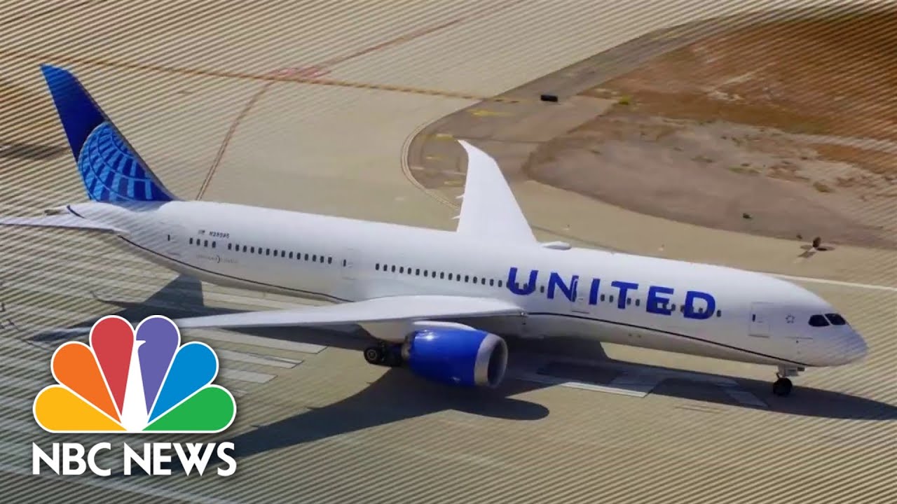 United Airlines Buys Record Number Of Boeing Planes