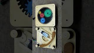 Eccentric Planetary Display #Shorts #marblemachine #inventer #gears5 #woodgears #mechanism