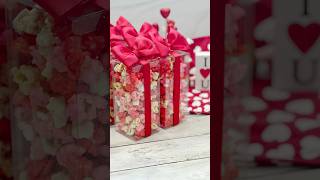 Candy Popcorn Valentine’s Day edition #valentinesday #candypop #valentinetreats #valentineshorts