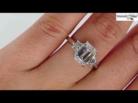 gia-2.58ct-emerald-cut-&-french-cut-trapezoids-3-stone-diamond-engagement-ring