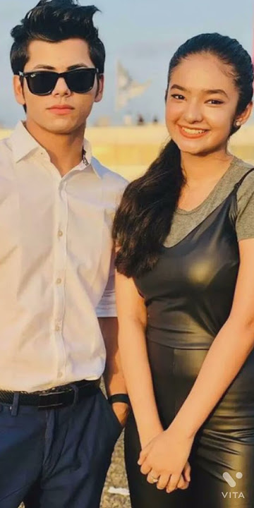 ❤️Anushka Sen with Siddharth Nigam new WhatsApp status ❤️