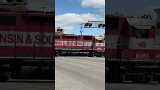 WSOR 4190 Leads a NB GDLK 303 with P3 Horn During Rush Hour | 04/28/26