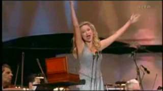 Kristin Chenoweth - Glitter And Be Gay