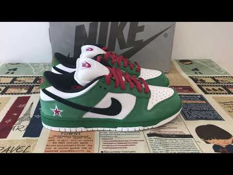 Unboxing Nike Dunk SB Low Heineken Review - YouTube